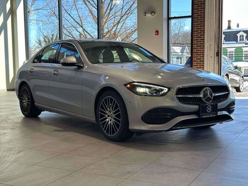 Used 2025 Mercedes-Benz C 300 4MATIC Sedan image 2