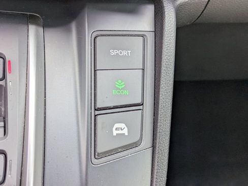 Used 2022 Honda CR-V Touring image 36