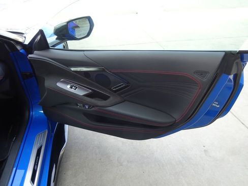 Used 2024 Chevrolet Corvette Z06 RWD image 24