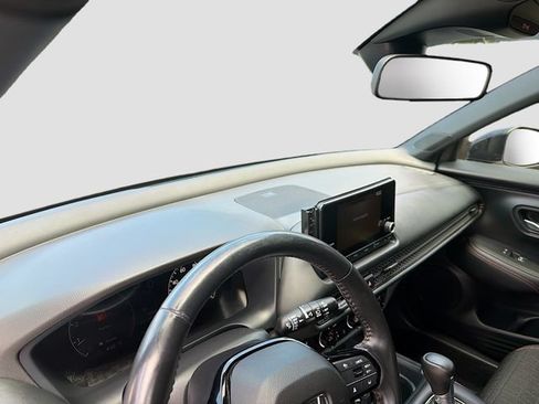 Used 2025 Honda HR-V Sport image 9