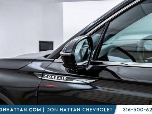 Used 2021 Lincoln Corsair Reserve image 29