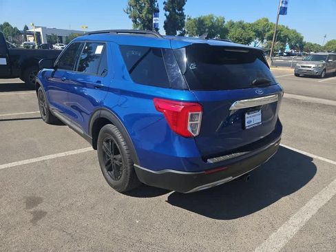 Used 2023 Ford Explorer XLT w/ Equipment Group 202A RWD image 5