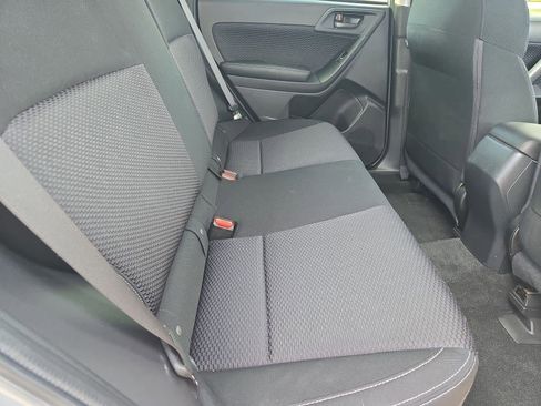 Used 2018 Subaru Forester 2.5i w/ Alloy Wheel Package image 19