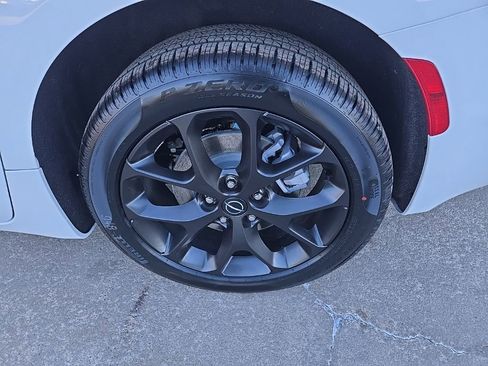 New 2026 Chrysler Pacifica Select w/ S Appearance Package image 21