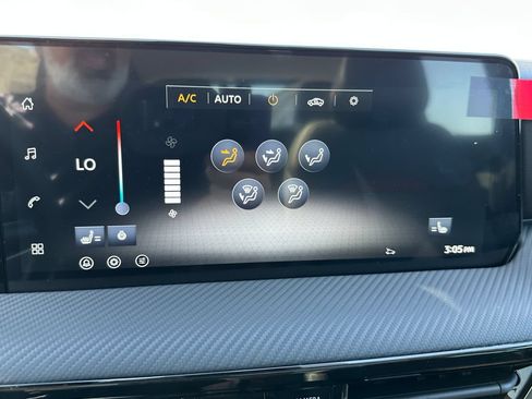 New 2026 Nissan Kicks SR w/ SR Premium Package FWD image 25