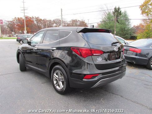 Used 2017 Hyundai Santa Fe Sport image 6