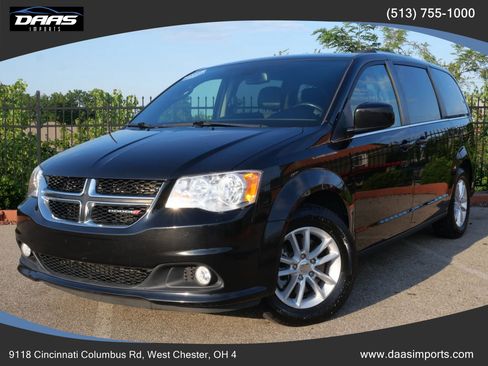 Used 2019 Dodge Grand Caravan SXT FWD image 3