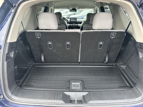 Certified 2025 Honda Pilot EX-L image 12