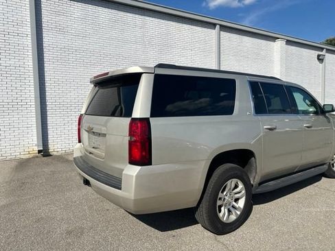 Used 2016 Chevrolet Suburban LT AWD/4WD image 11