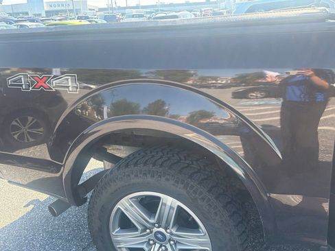 Used 2018 Ford F150 XLT w/ Equipment Group 302A Luxury AWD/4WD image 7