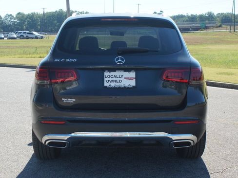 Used 2020 Mercedes-Benz GLC 300 image 3