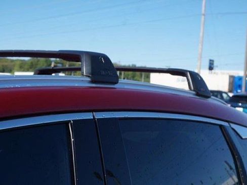 Certified 2025 Nissan Kicks SR image 14