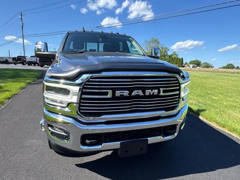 Used 2023 RAM 3500 Laramie AWD/4WD image 8