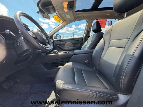 Certified 2023 Nissan Rogue SL w/ SL Premium Package AWD/4WD image 9
