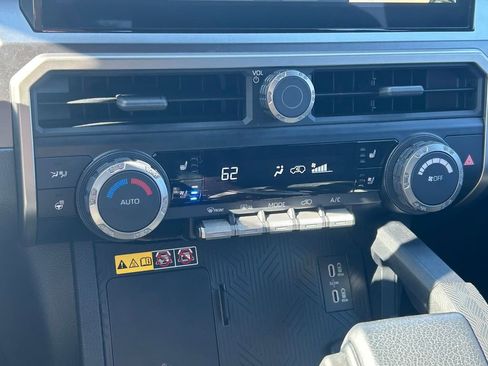 Used 2025 Toyota 4Runner TRD Off-Road Premium w/ Tow Technology Package image 38