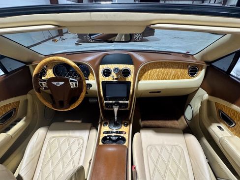 Used 2013 Bentley Continental GT image 31