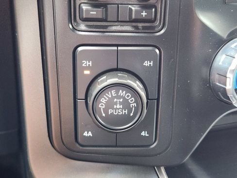 Used 2024 Ford F150 Lariat w/ Bed Utility Package AWD/4WD image 23