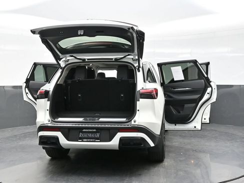 Used 2023 INFINITI QX60 Luxe w/ Performance Audio Package AWD/4WD image 44