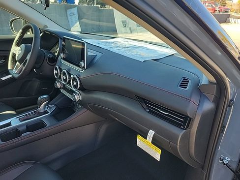 New 2025 Nissan Sentra SR w/ SR Premium Package FWD image 38