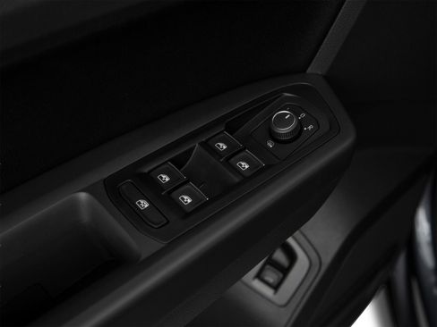 Used 2018 Volkswagen Atlas SE FWD image 13