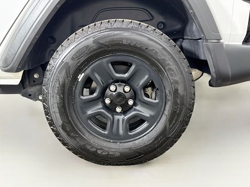 Used 2020 Jeep Wrangler Unlimited Sport AWD/4WD image 27