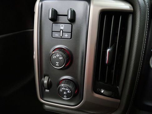 Used 2016 GMC Sierra 3500 Denali w/ Suspension Package, Off-Road AWD/4WD image 26