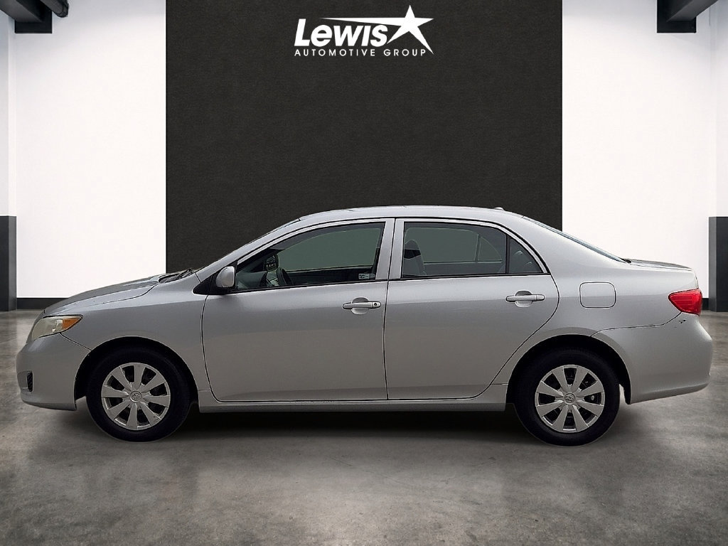 Used 2010 Toyota Corolla LE w/ All Weather Guard Pkg FWD image 2
