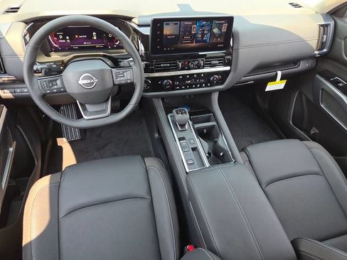 New 2026 Nissan Pathfinder SL w/ Cargo Package FWD image 8