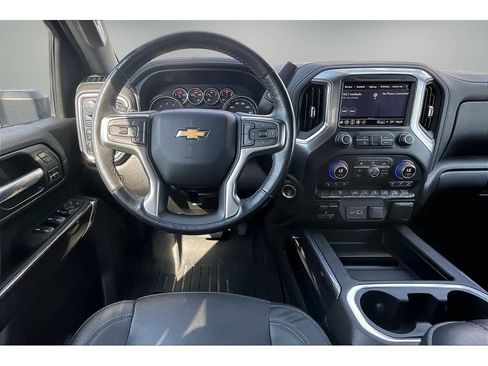 Used 2022 Chevrolet Silverado 3500 LTZ w/ LTZ Convenience Package AWD/4WD image 9