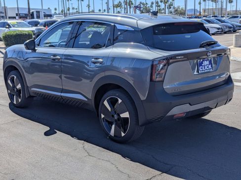 New 2026 Nissan Kicks SR FWD image 4