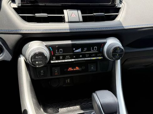 Used 2023 Toyota RAV4 SE w/ Convenience Package AWD/4WD image 21