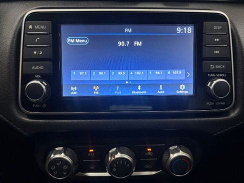 Used 2025 Nissan Versa S w/ Trunk Package FWD image 11