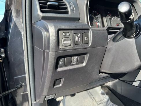 Used 2021 Toyota 4Runner SR5 AWD/4WD image 15