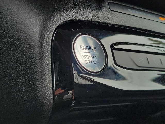 Used 2023 Ford Escape Active w/ Tech Pack #2 FWD image 16