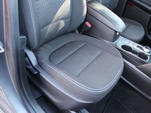 Used 2024 Ford Escape Active image 25