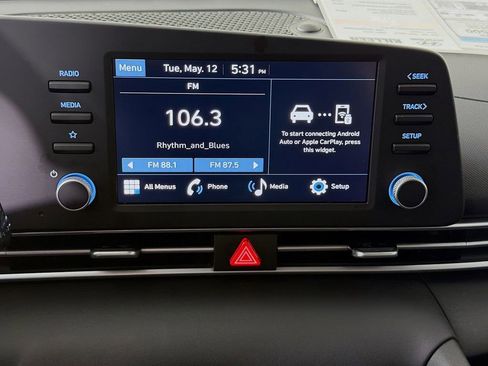 Used 2026 Hyundai Elantra SE FWD image 31
