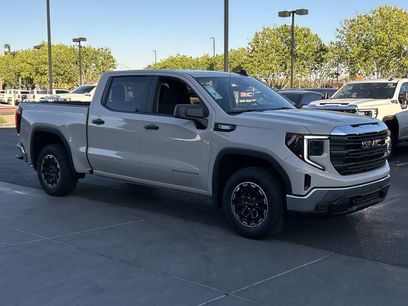 New 2026 GMC Sierra 1500 Pro w/ Convenience Package