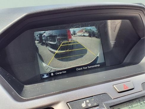 Used 2015 Honda Odyssey Touring Elite image 4