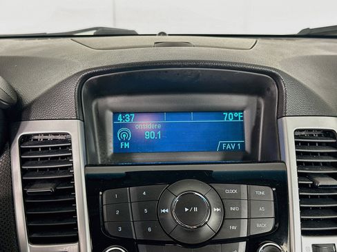 Used 2011 Chevrolet Cruze LT FWD image 19
