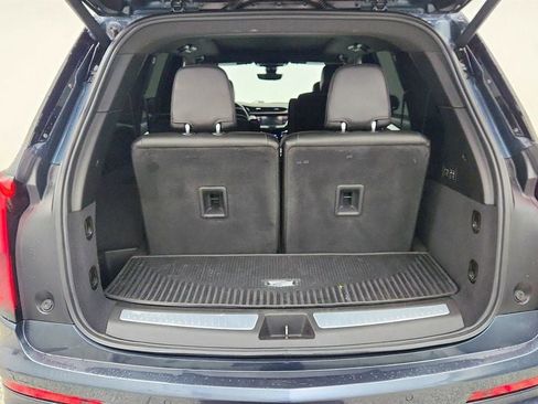 Used 2020 Cadillac XT6 Premium Luxury image 23