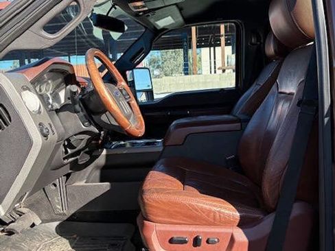 Used 2012 Ford F250 King Ranch w/ King Ranch w/Chrome Pkg image 18