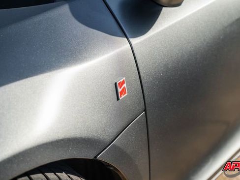 Used 2012 Audi R8 V8 image 32