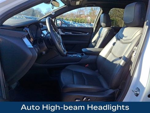 Used 2025 Cadillac XT5 Premium Luxury image 17