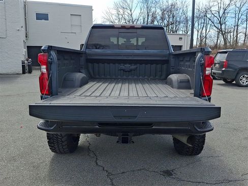 Used 2020 Chevrolet Silverado 2500 LTZ w/ LTZ Premium Package image 30