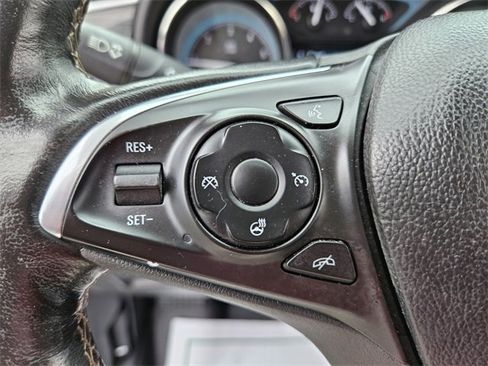 Used 2017 Buick Envision Essence image 28