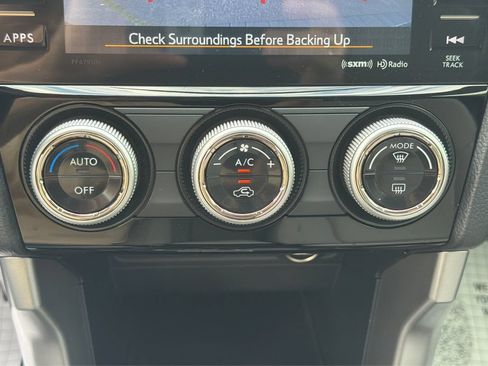 Used 2018 Subaru Forester 2.5i Premium AWD/4WD image 32