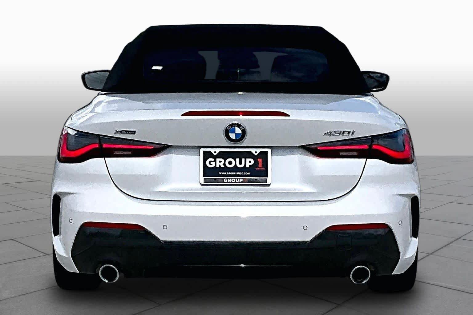Used 2024 BMW 430i xDrive Convertible w/ M Sport Package AWD/4WD image 4