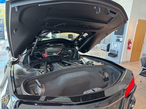New 2025 Chevrolet Corvette Stingray Preferred Cpe w/ 2LT image 25