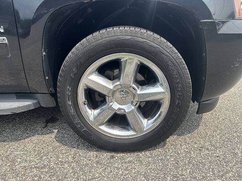 Used 2013 Chevrolet Suburban LTZ AWD/4WD image 23