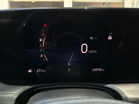 Used 2025 Buick Encore GX Preferred FWD image 36